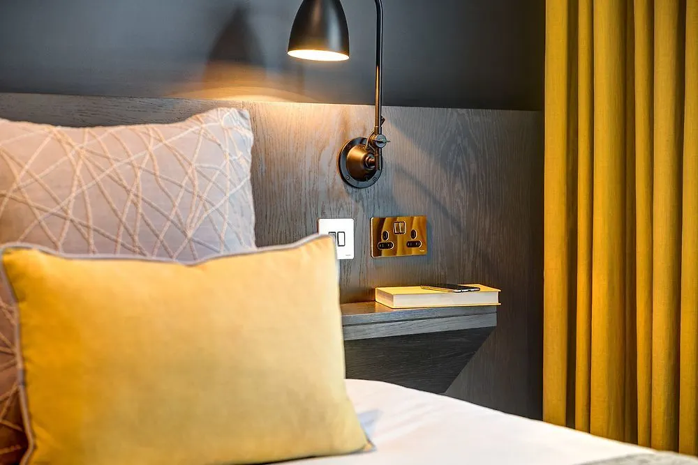 Apex City Of Bath Hotel 4*,