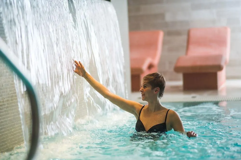 Apex City Of Bath Hotel 4*,