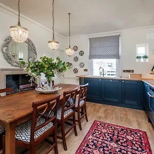 Apartment Luxury Regency In Centre, Bath